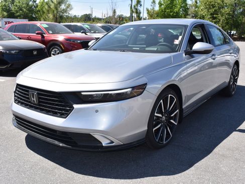 New 2026 Honda Accord Touring image 5