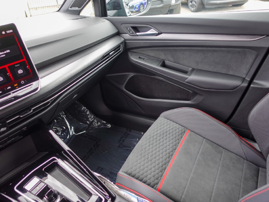 New 2026 Volkswagen GTI SE FWD image 21