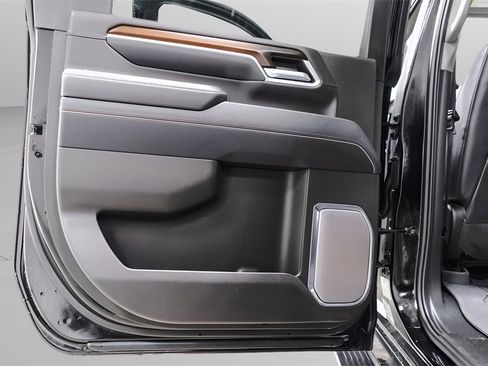 Used 2025 GMC Sierra 2500 Denali w/ Denali Reserve Package image 31