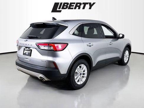 Certified 2021 Ford Escape SE image 7