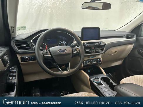 Certified 2022 Ford Escape SE w/ Cold Weather Package image 14