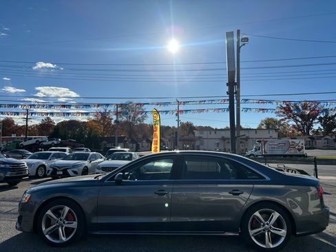 Used 2018 Audi A8 L 3.0T w/ Executive Package image 2