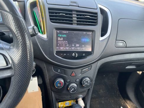 Used 2016 Chevrolet Trax LS FWD image 8