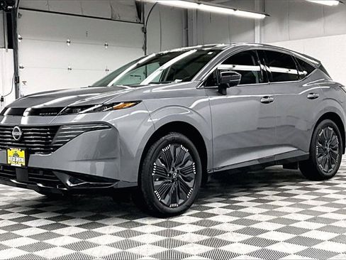 Used 2025 Nissan Murano Platinum image 11