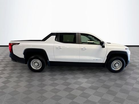 Used 2024 Chevrolet Silverado EV W/T AWD/4WD image 8