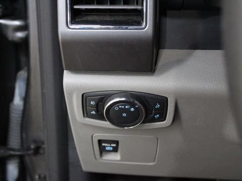Used 2019 Ford F150 XLT w/ XTR Package AWD/4WD image 15