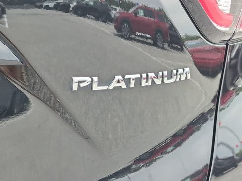 Used 2018 Nissan Murano Platinum FWD image 23