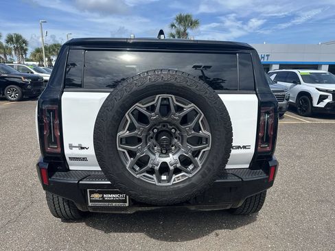 Used 2025 GMC Hummer EV 3X AWD/4WD image 15