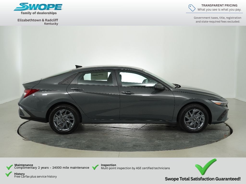New 2026 Hyundai Elantra Hybrid FWD image 2