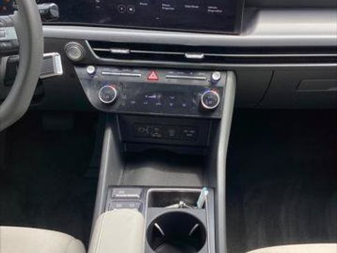 Used 2024 Hyundai Sonata SEL FWD image 28