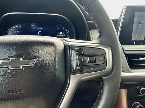 Used 2024 Chevrolet Tahoe Z71 w/ Luxury Package AWD/4WD image 31