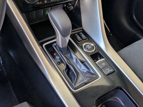 Used 2025 Mitsubishi Eclipse Cross SE AWD/4WD image 18