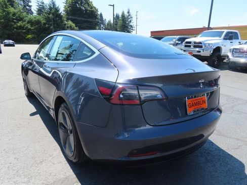 Used 2020 Tesla Model 3 Standard Range Plus RWD image 6
