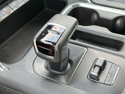 Used 2022 GMC Sierra 1500 Denali w/ Denali Reserve Package image 18