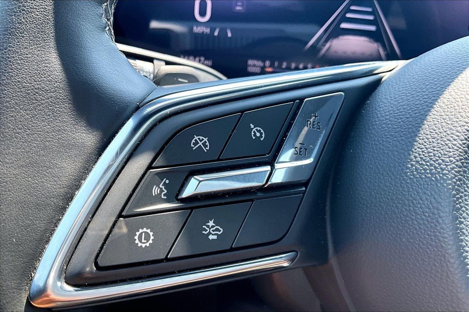 Used 2025 Buick Enclave Preferred FWD image 19