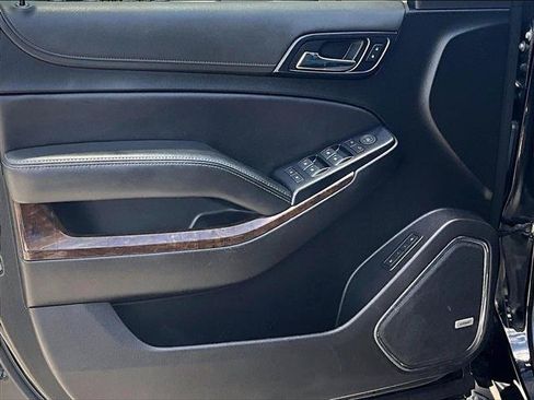 Used 2019 Chevrolet Tahoe LT RWD image 17