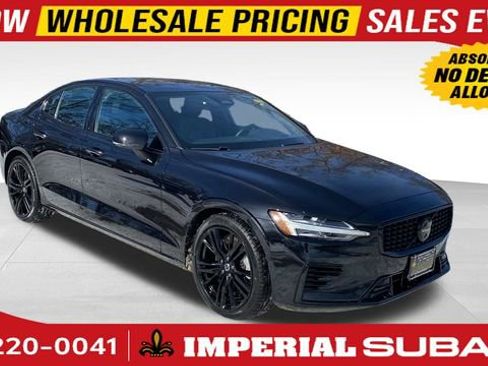 Used 2025 Volvo S60 T8 Ultra AWD/4WD image 1