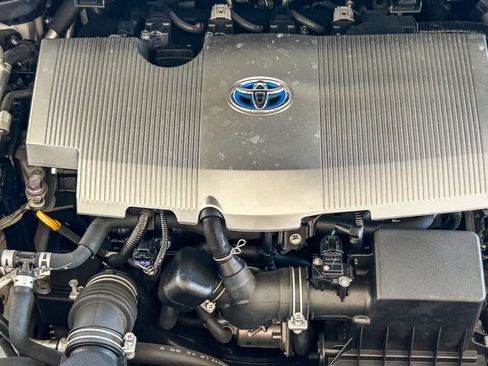 Used 2020 Toyota Prius Prime XLE FWD image 27