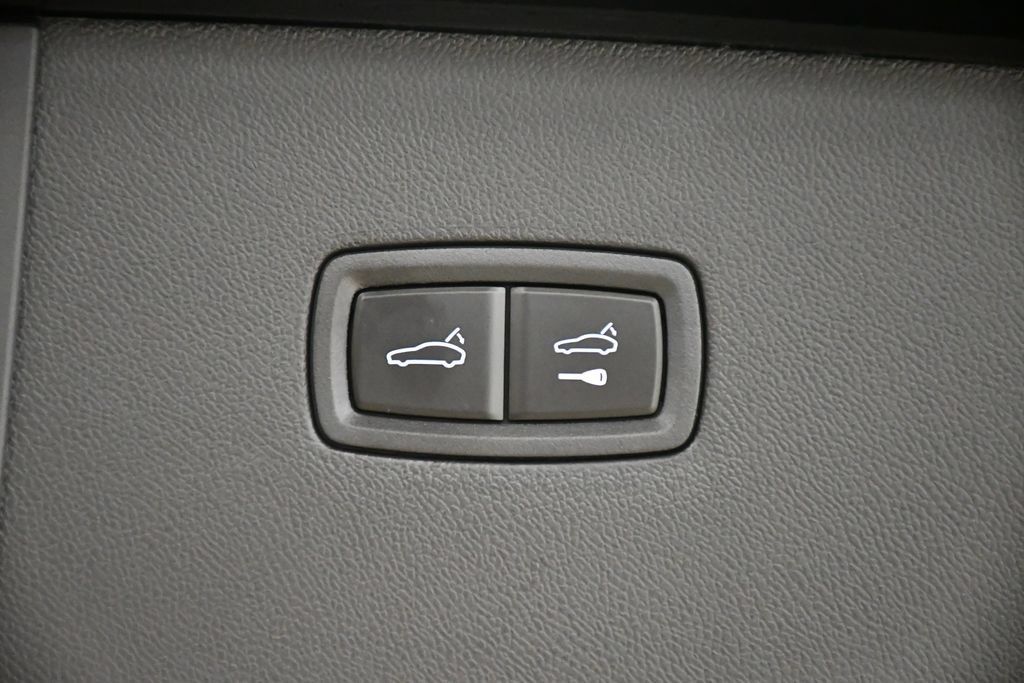 Certified 2025 Porsche Cayenne E-Hybrid Coupe AWD/4WD image 61