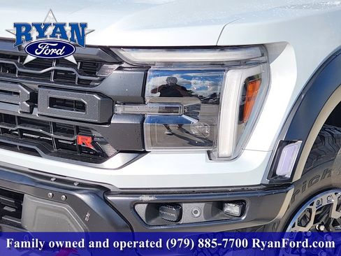 Certified 2025 Ford F150 Raptor w/ Equipment Group 803A Raptor R AWD/4WD image 6