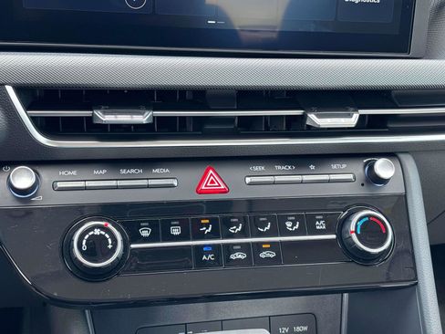 Certified 2026 Hyundai Sonata SE FWD image 25