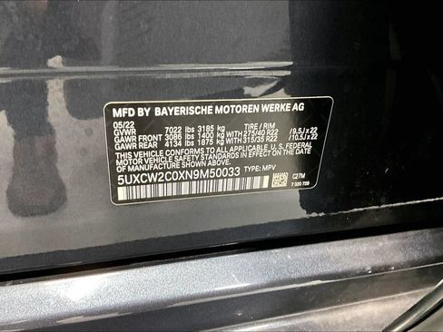 Used 2022 BMW X7 xDrive40i w/ M Sport Package AWD/4WD image 36