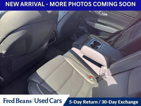 Used 2024 Genesis GV70 2.5T Advanced w/ Advanced Package image 17