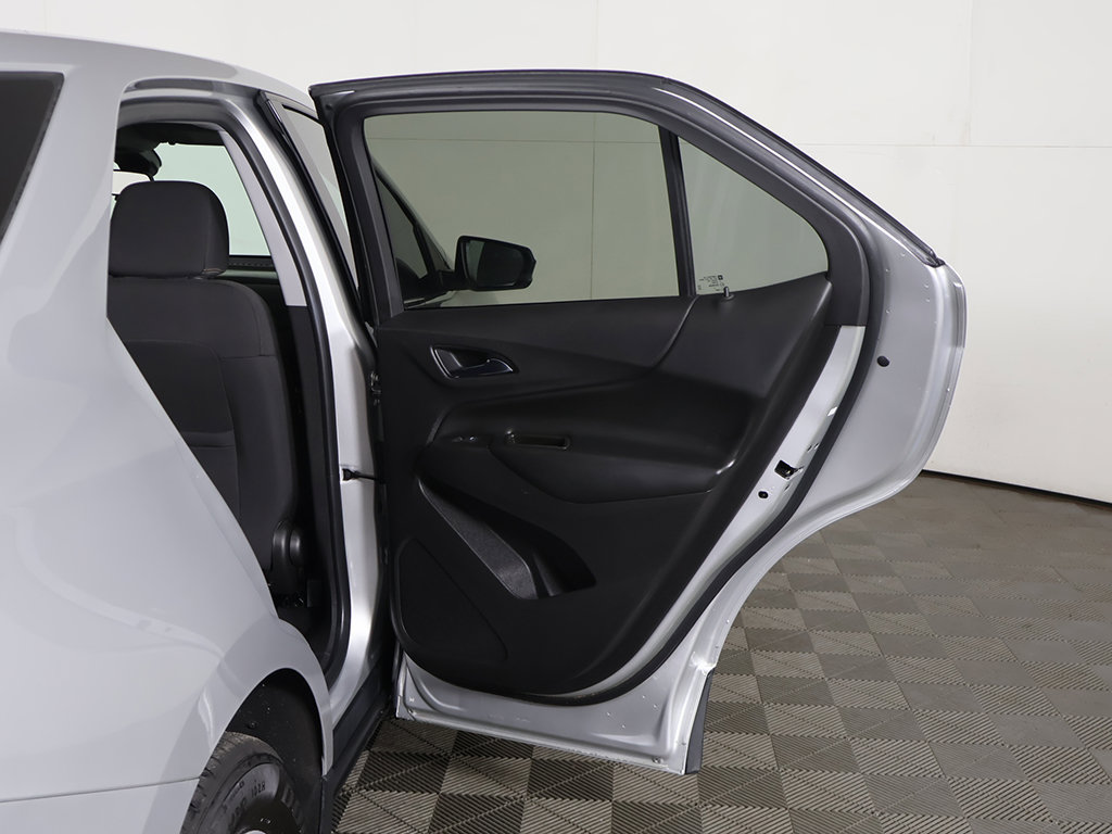 Used 2020 Chevrolet Equinox LT w/ LPO, Cargo Package FWD image 17