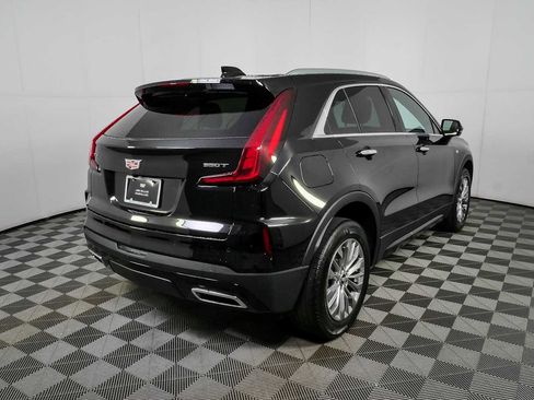 Certified 2025 Cadillac XT4 Premium Luxury FWD image 3