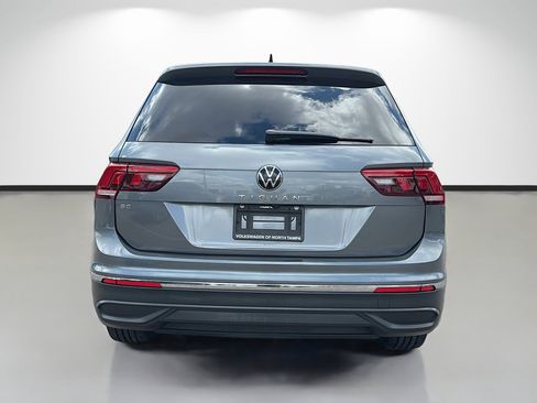 Used 2022 Volkswagen Tiguan SE image 4