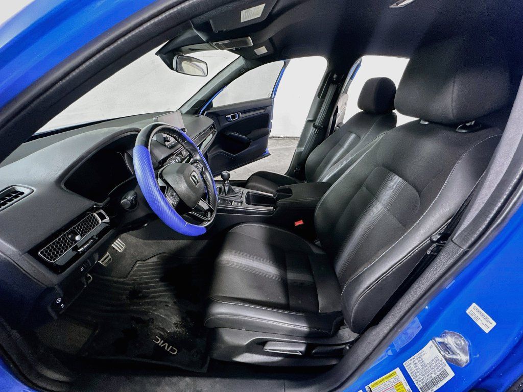 Used 2023 Honda Civic Sport image 17