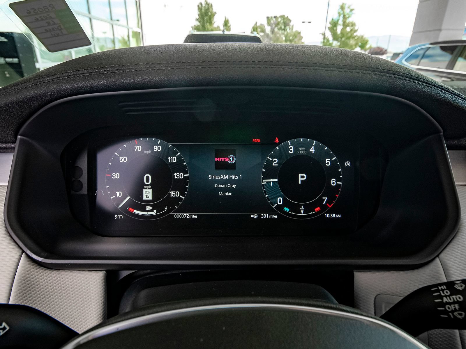 New 2026 Land Rover Discovery Limited Edition AWD/4WD image 9