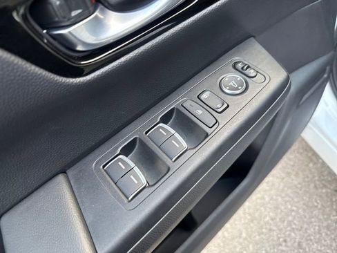 Used 2023 Honda CR-V EX-L image 10