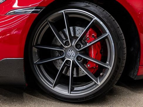 Used 2024 Porsche 911 Carrera S w/ Sport Package image 19