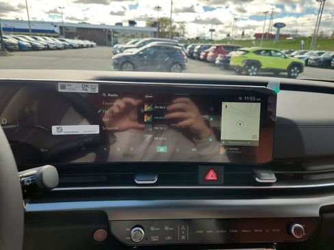 New 2026 Kia Carnival SX w/ SX Dark Edition Package image 19