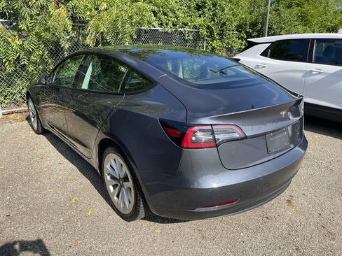 Used 2022 Tesla Model 3 RWD image 7