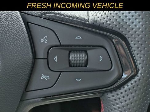 Used 2023 Chevrolet TrailBlazer RS w/ Sun and Liftgate Package FWD image 24