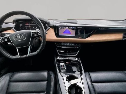 Used 2023 Audi e-tron GT Premium Plus AWD/4WD image 15