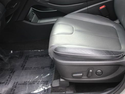 Used 2022 Hyundai Santa Fe SEL w/ Convenience + Premium Package AWD/4WD image 21