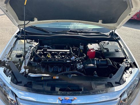 Used 2012 Ford Fusion SE image 28