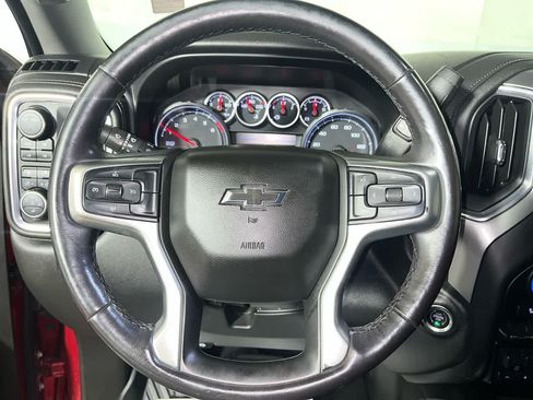 Used 2021 Chevrolet Silverado 1500 LT Trail Boss w/ Convenience Package II AWD/4WD image 16