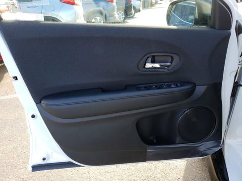 Used 2020 Honda HR-V Sport image 12