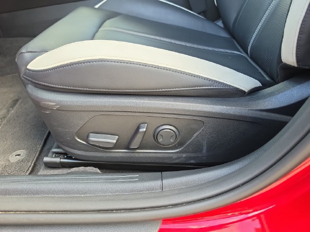 Certified 2025 Kia K5 GT-Line AWD/4WD image 17