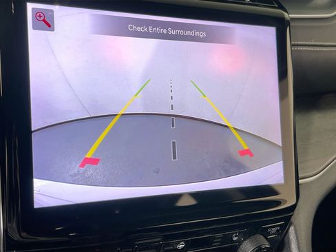 Used 2022 Jeep Grand Cherokee Limited image 14