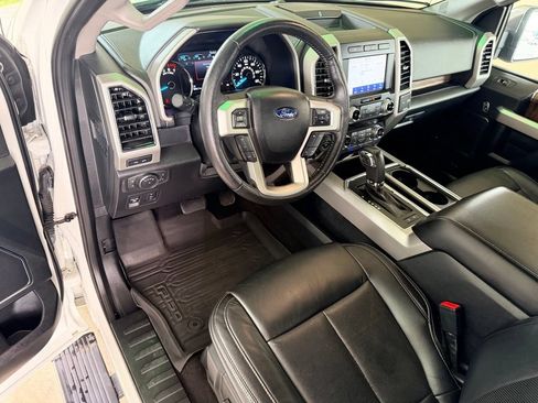 Used 2020 Ford F150 Lariat w/ Equipment Group 502A Luxury AWD/4WD image 14