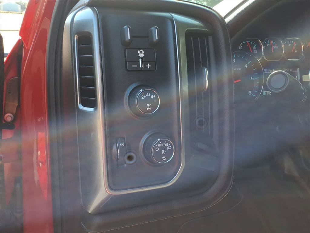 Used 2018 Chevrolet Silverado 2500 LTZ w/ Vortec Plus Package AWD/4WD image 19