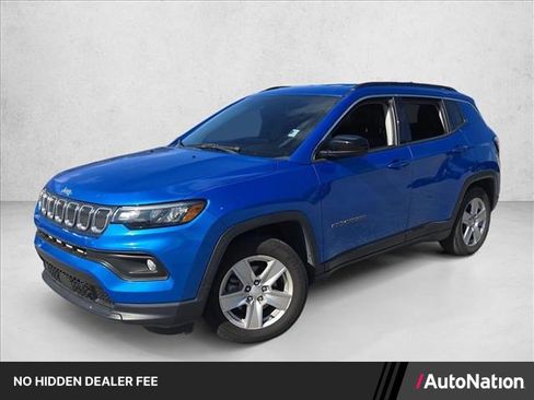 Used 2022 Jeep Compass Latitude w/ Convenience Group FWD image 1