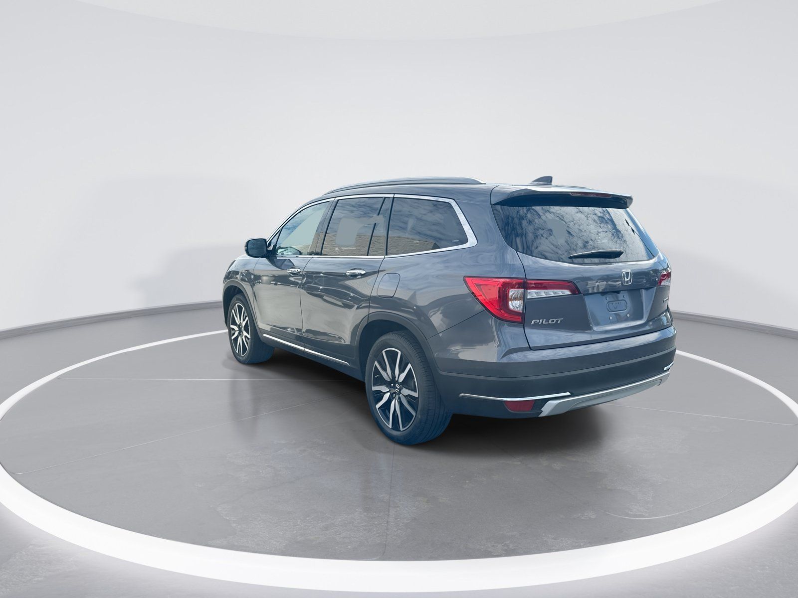 Used 2022 Honda Pilot Touring image 7