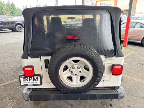 Used 2004 Jeep Wrangler X image 6