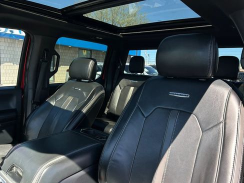 Used 2019 Ford F150 Platinum w/ Equipment Group 701A Luxury AWD/4WD image 8